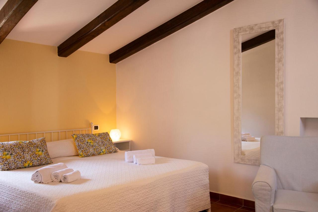 Agriturismo Il Convento マッサ・ルブレンセ エクステリア 写真